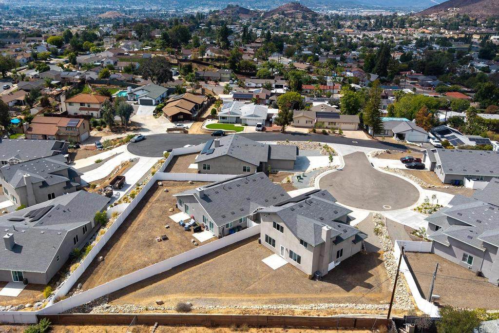 1616 Mauzy Way - Photo 1