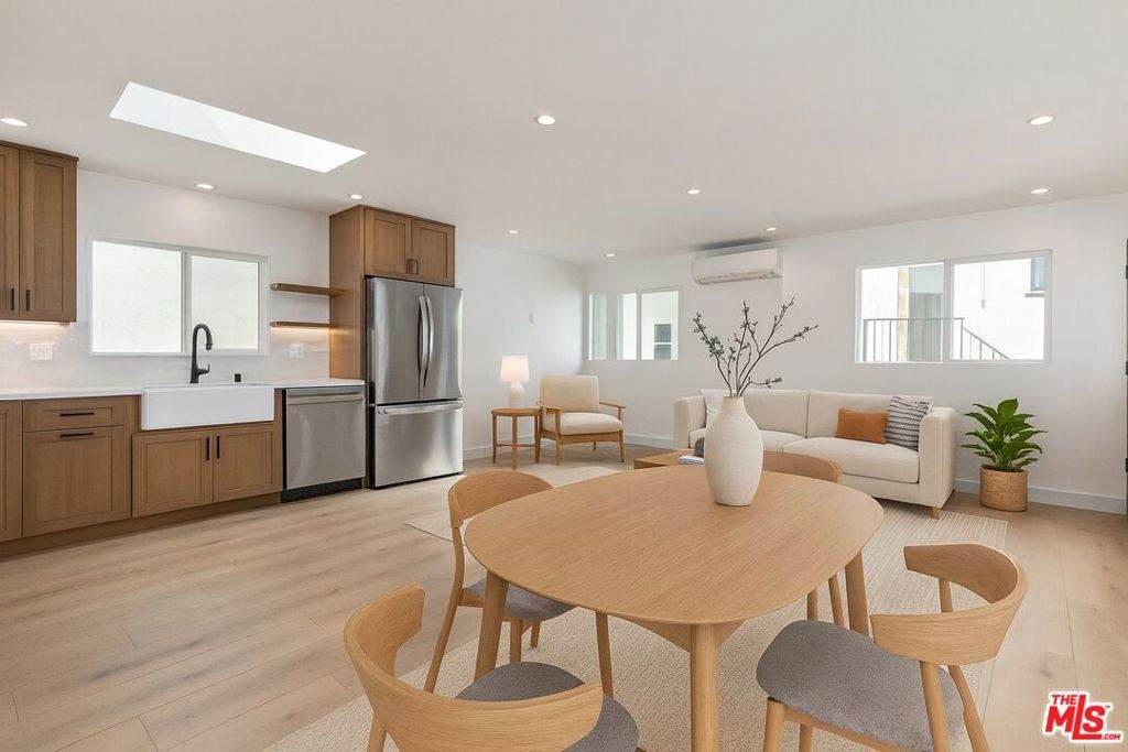 3431 Edgehill Drive - Photo 1