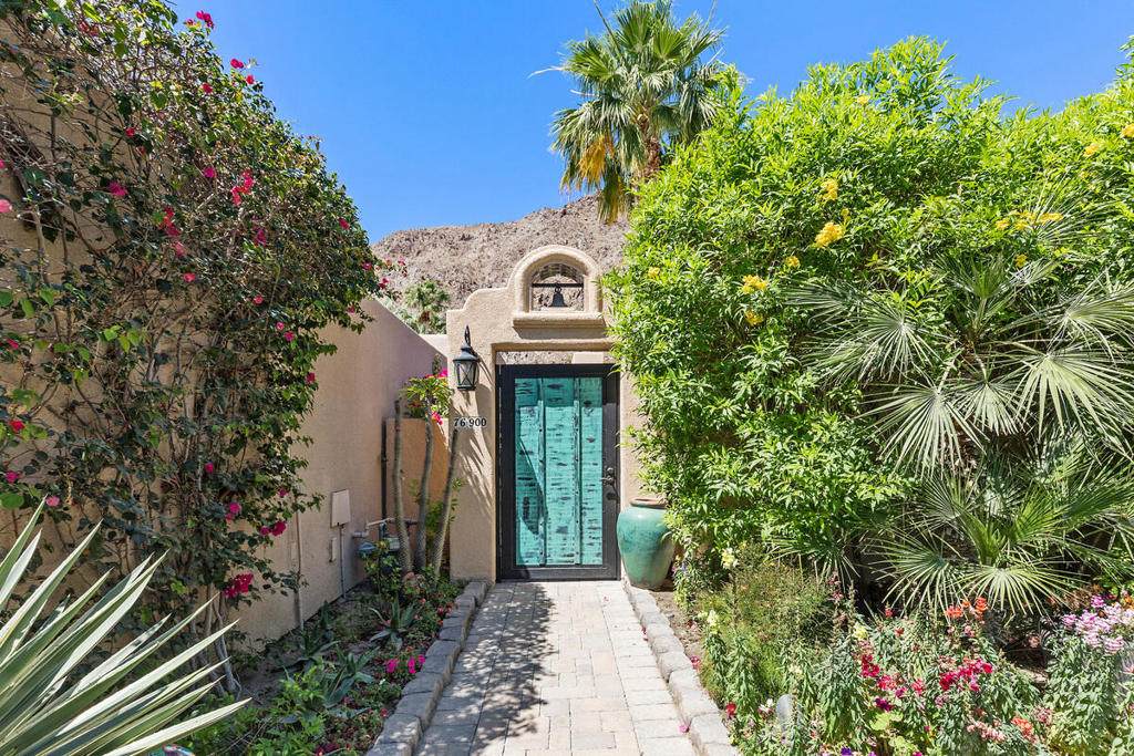 https://bt-photos.global.ssl.fastly.net/socal/orig_boomver_1_410986920-2.jpg