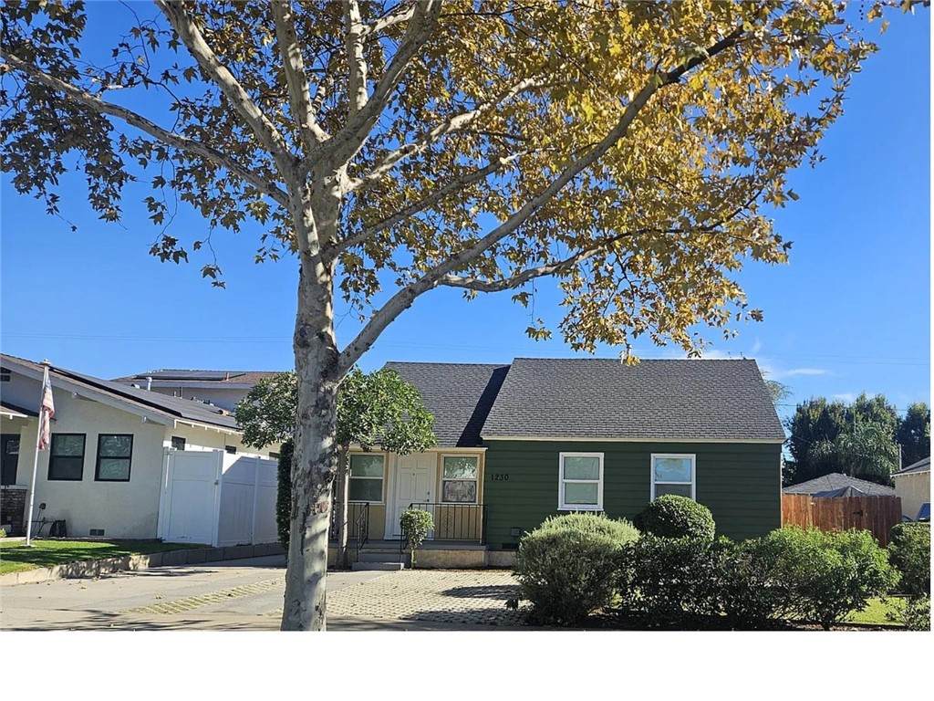 1230 Reese - Photo 1