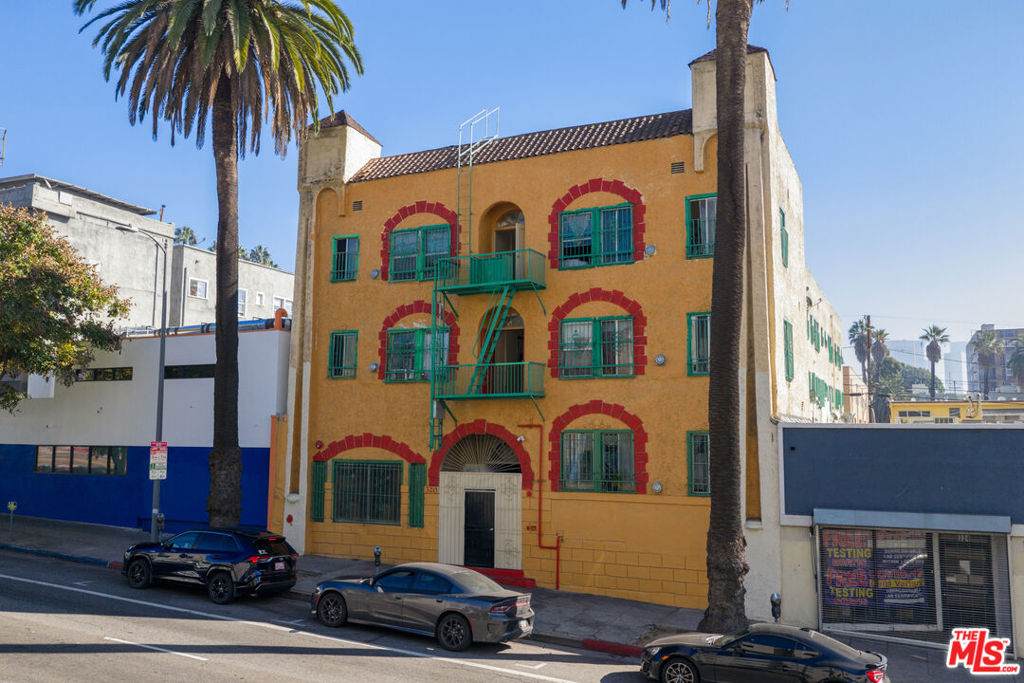 320 Alvarado Street - Photo 1