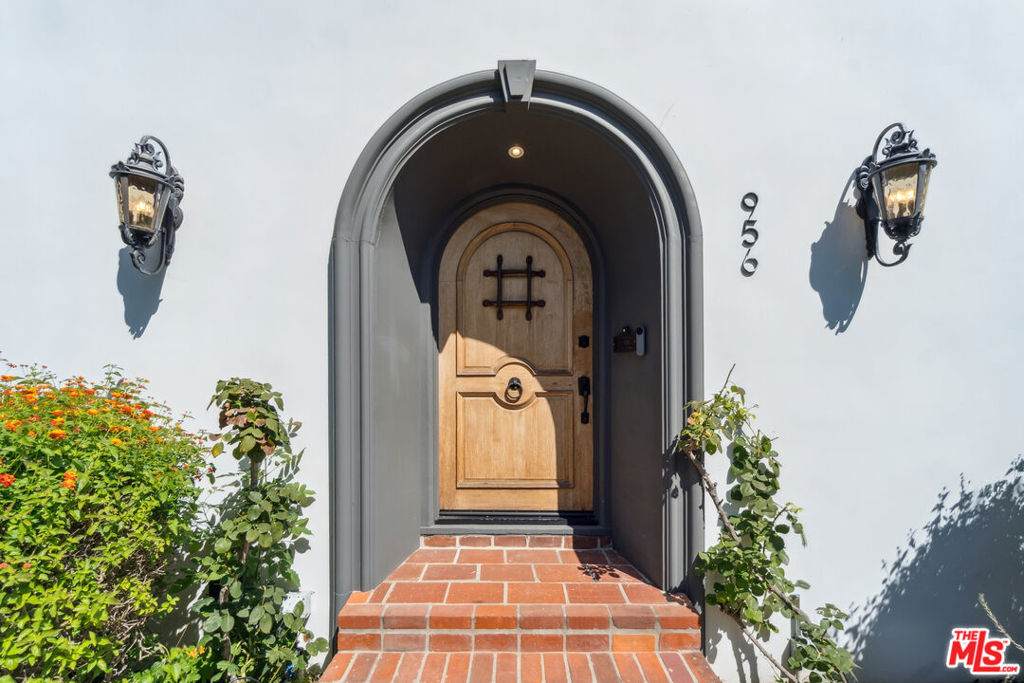 https://bt-photos.global.ssl.fastly.net/socal/orig_boomver_1_411112466-2.jpg