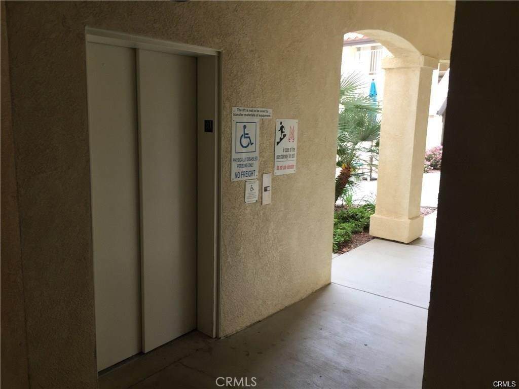 https://bt-photos.global.ssl.fastly.net/socal/orig_boomver_1_411126200-2.jpg