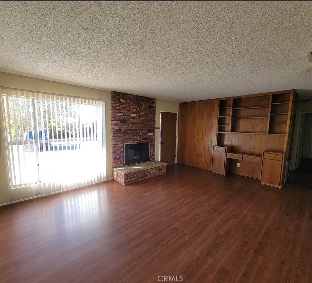 https://bt-photos.global.ssl.fastly.net/socal/orig_boomver_1_411170108-2.jpg