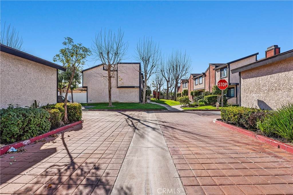 https://bt-photos.global.ssl.fastly.net/socal/orig_boomver_1_411221556-2.jpg