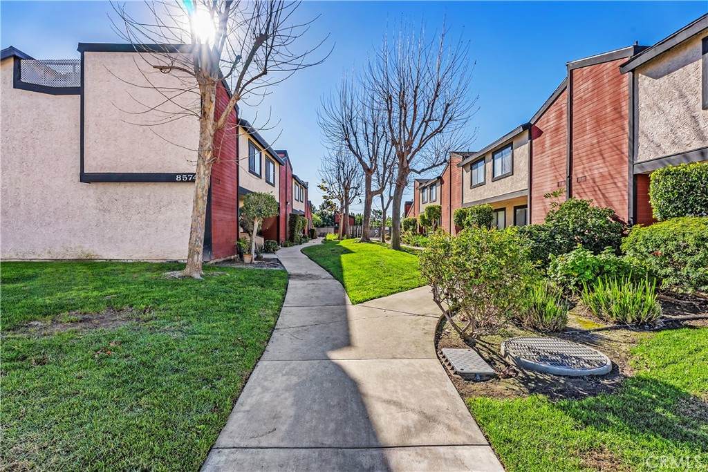 https://bt-photos.global.ssl.fastly.net/socal/orig_boomver_1_411221556-2.jpg