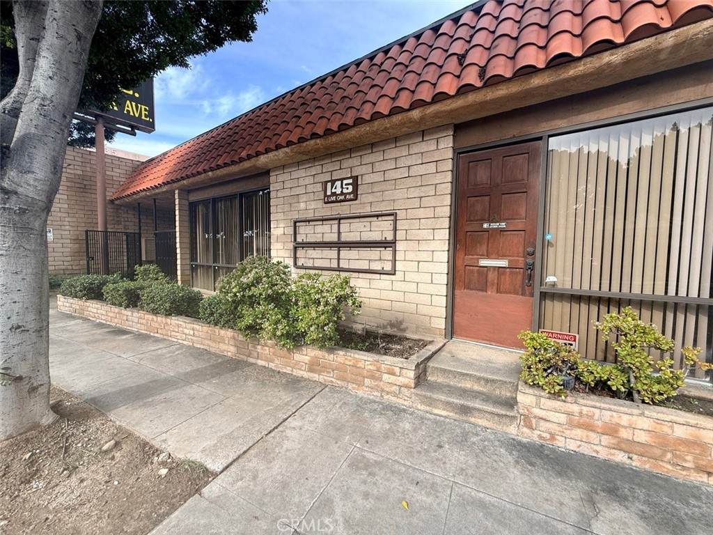 145 Live Oak Avenue - Photo 1