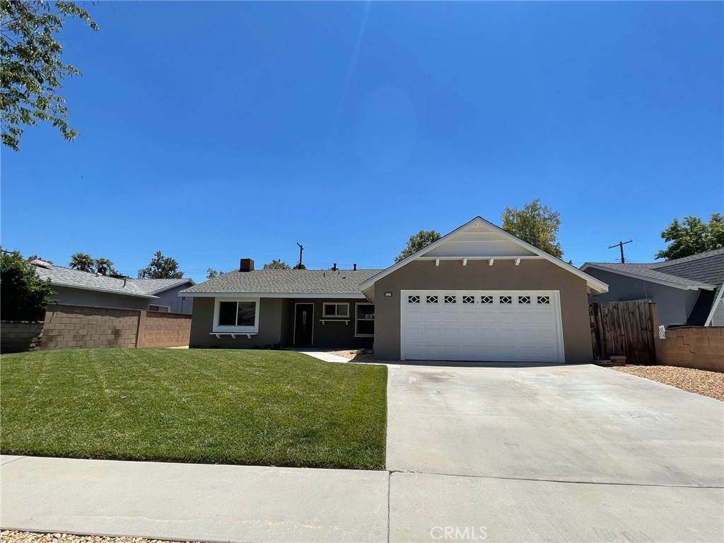 23370 Schoolcraft - Photo 1