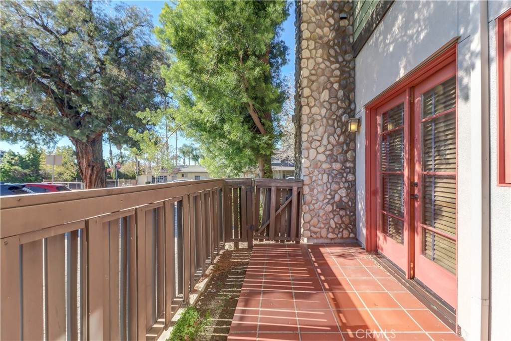 https://bt-photos.global.ssl.fastly.net/socal/orig_boomver_1_411320984-3.jpg