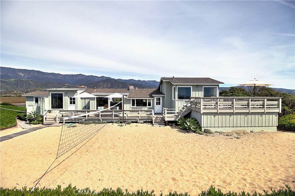 539 Sand Point - Photo 1