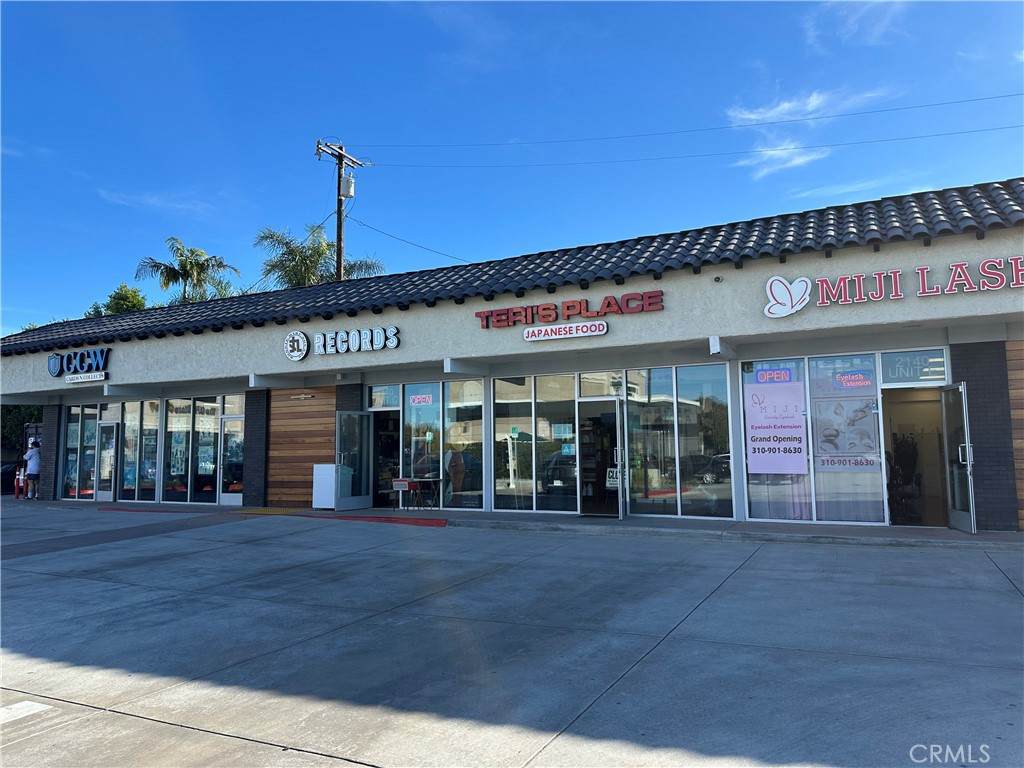 2140 Artesia Blvd #D Boulevard - Photo 1