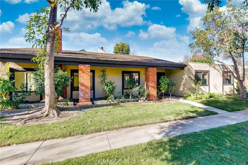 1709 Park Glen Circle - Photo 1