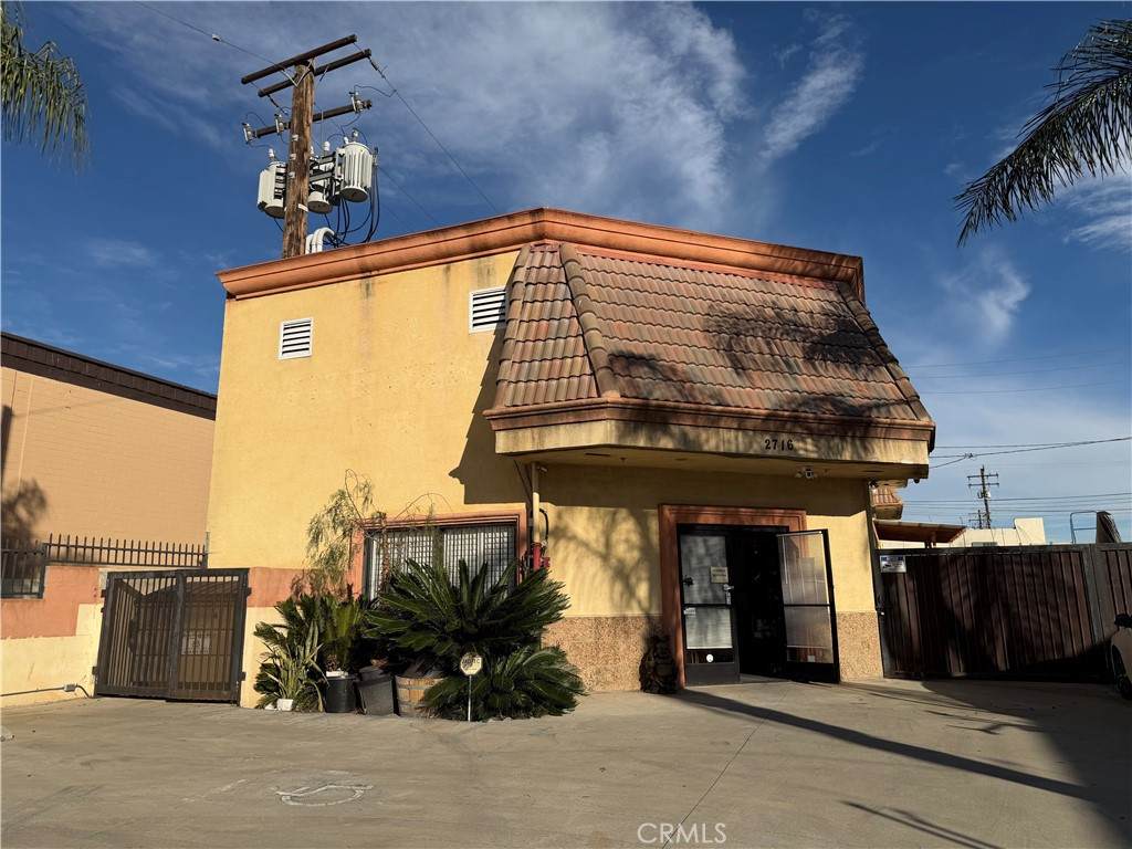2714 Seaman - Photo 1