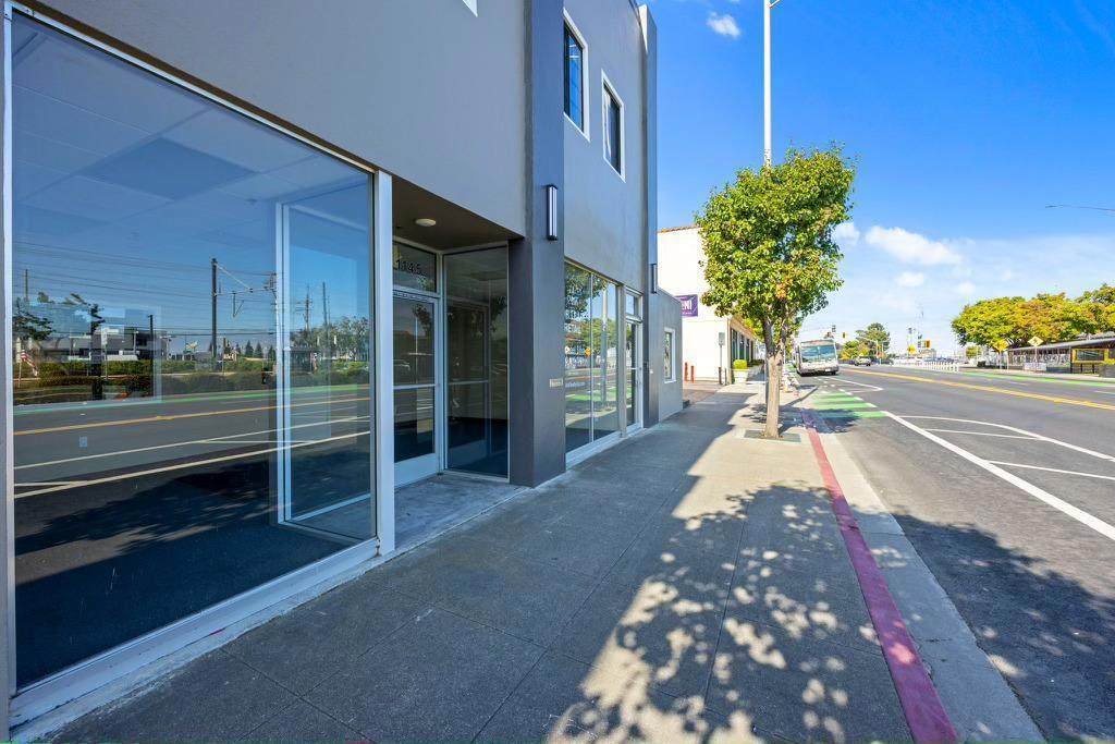 1145 California Drive - Photo 1