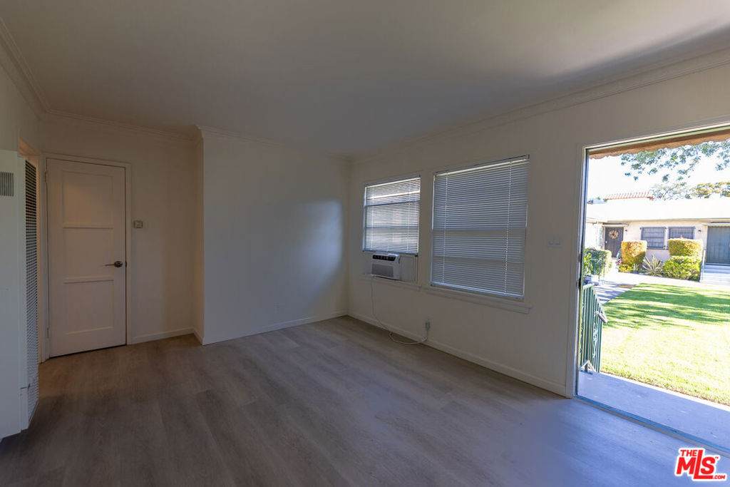 https://bt-photos.global.ssl.fastly.net/socal/orig_boomver_1_411619236-2.jpg