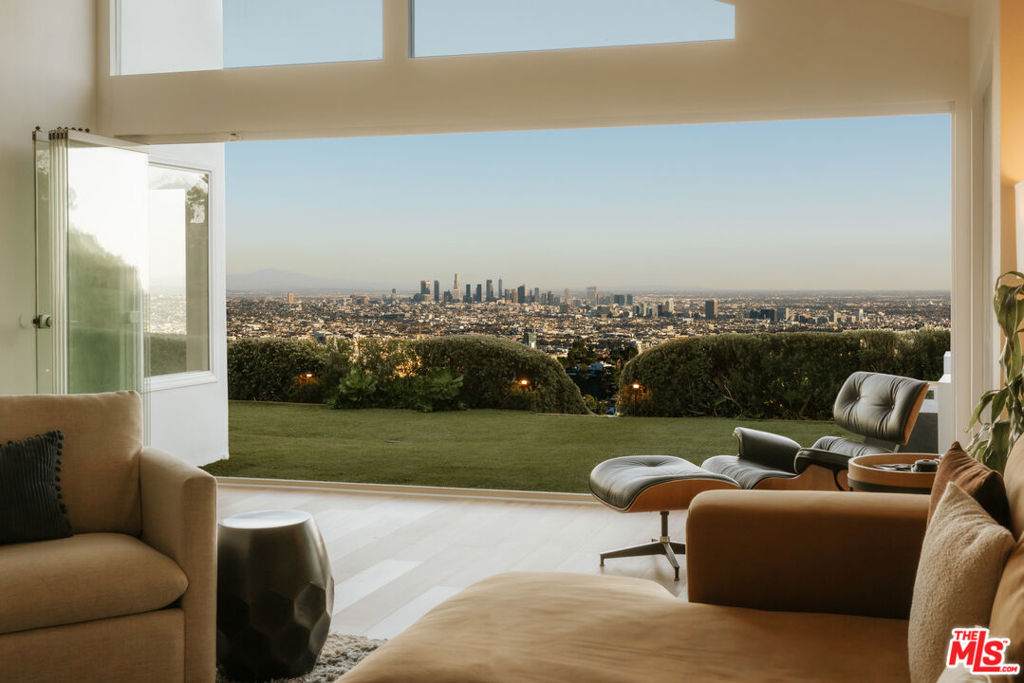 2669 Larmar Road - Photo 1