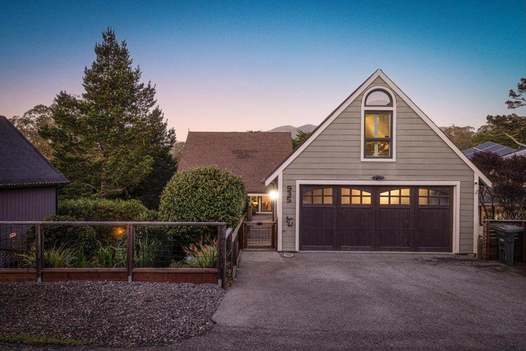 935 Irving Street - Photo 1