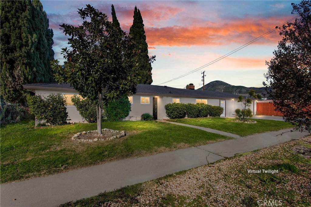 25820 Date Street - Photo 1