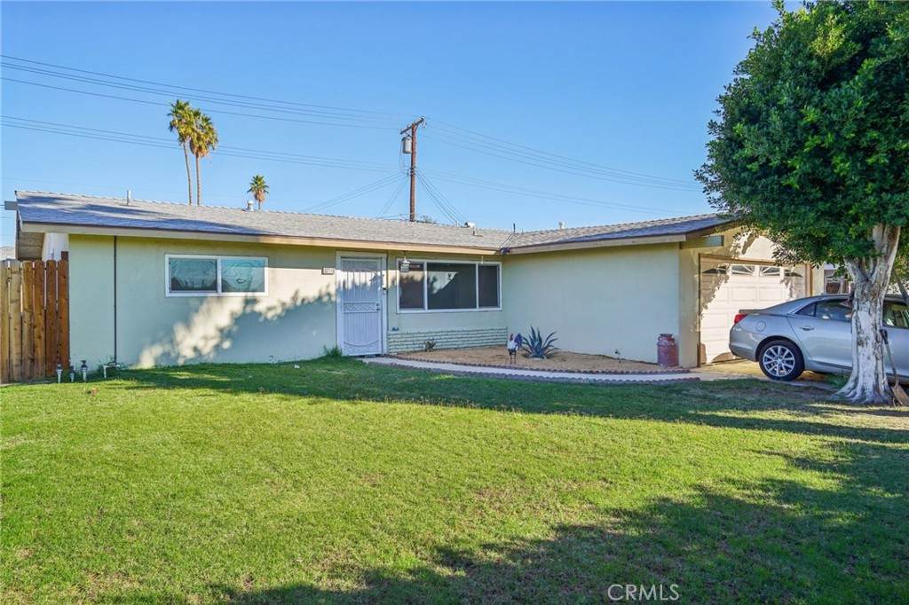 82118 Kenner Avenue - Photo 1