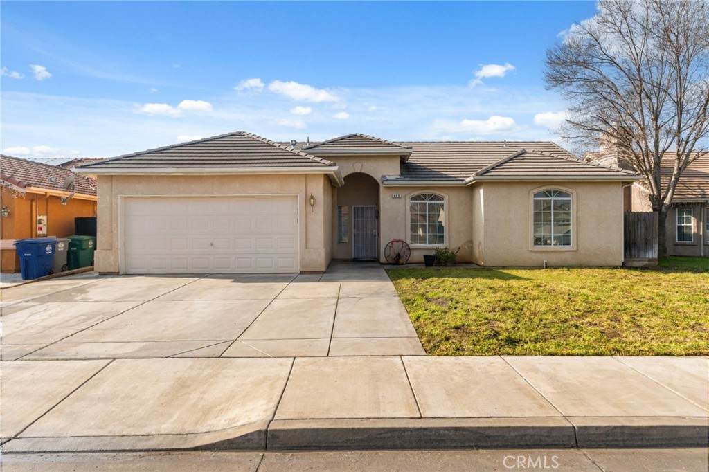 653 Stonewood - Photo 1