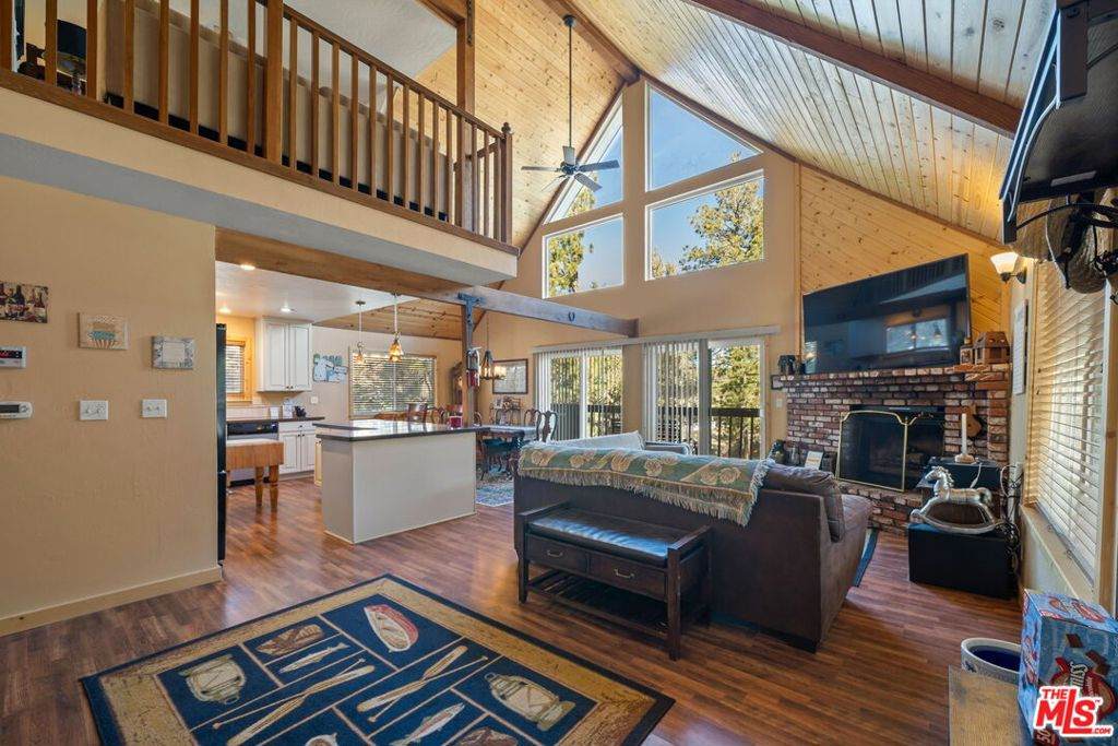 1037 H Lane - Photo 1