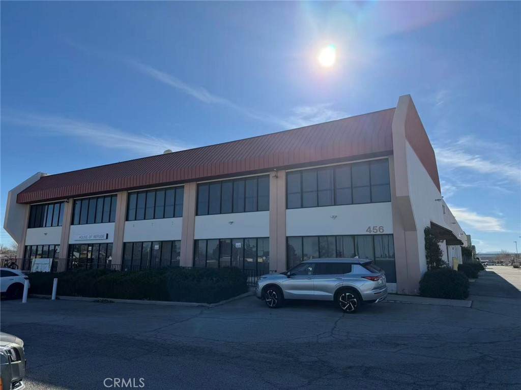 456 Avenue K4 - Photo 1