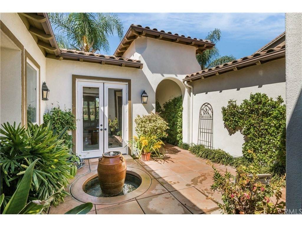 https://bt-photos.global.ssl.fastly.net/socal/orig_boomver_1_411841782-2.jpg