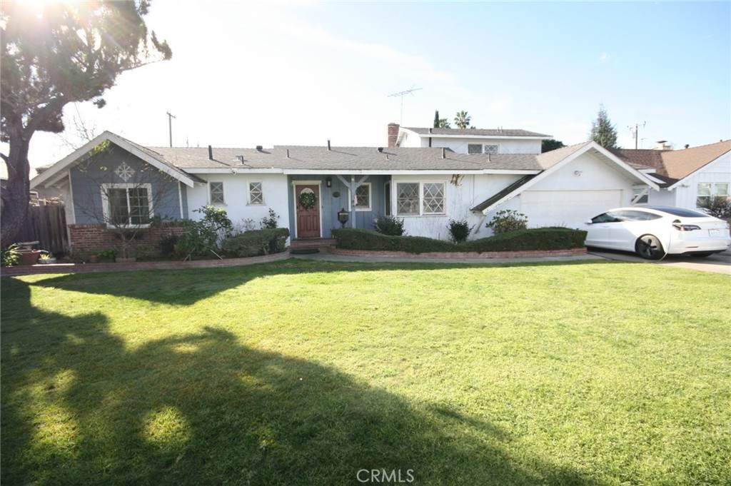 10092 Roselee Drive - Photo 1