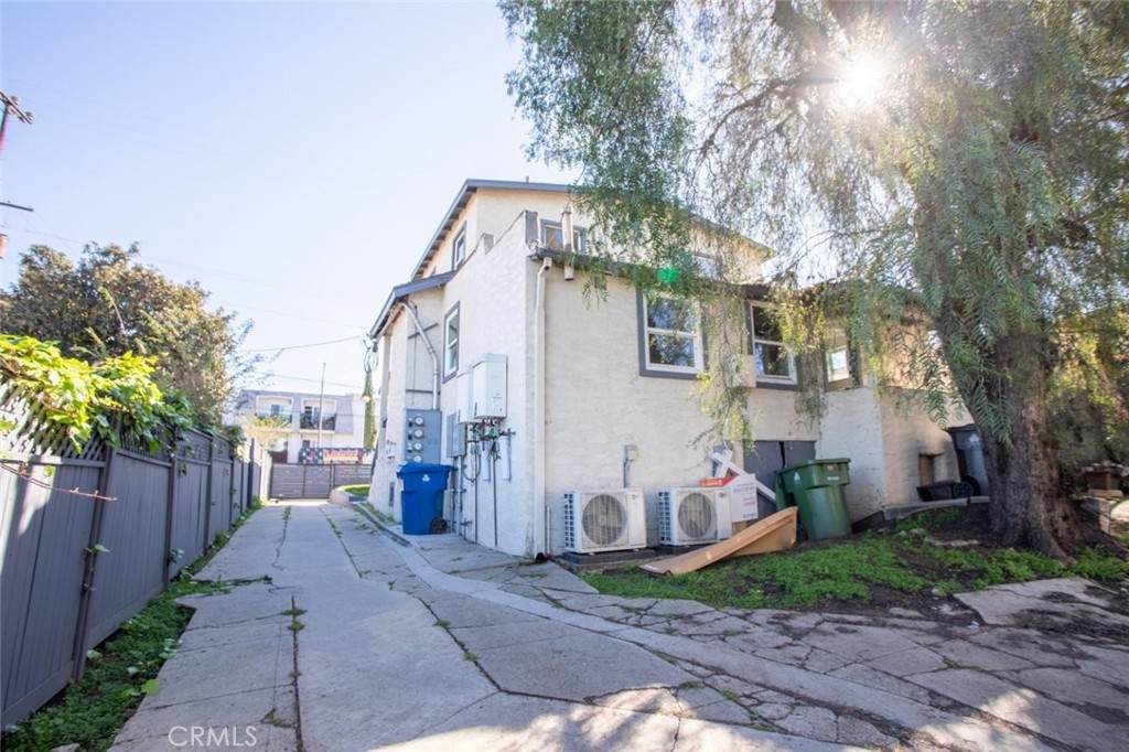 https://bt-photos.global.ssl.fastly.net/socal/orig_boomver_1_411923327-2.jpg