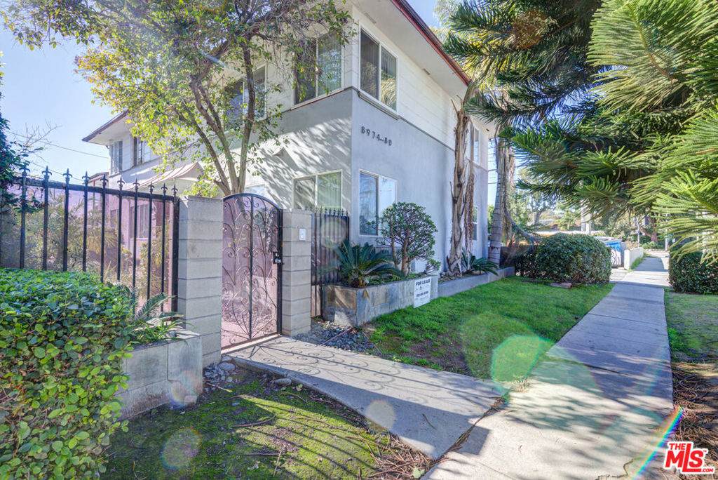 https://bt-photos.global.ssl.fastly.net/socal/orig_boomver_1_411931318-2.jpg