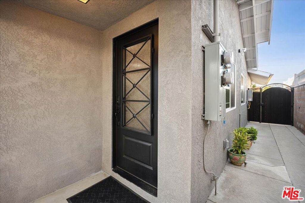 https://bt-photos.global.ssl.fastly.net/socal/orig_boomver_1_411939006-2.jpg