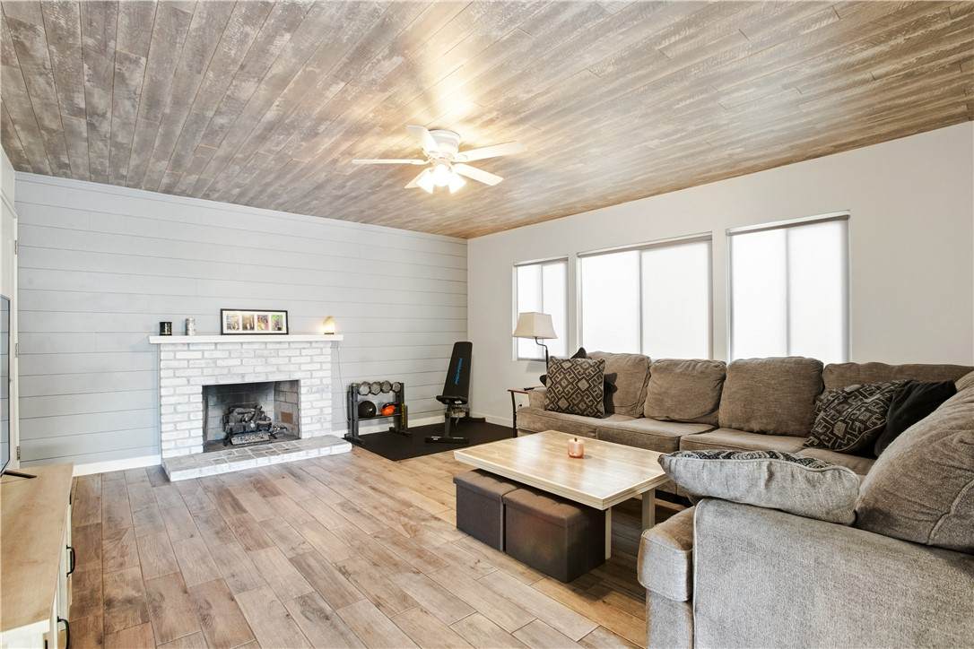 207 Morningside Street - Photo 1