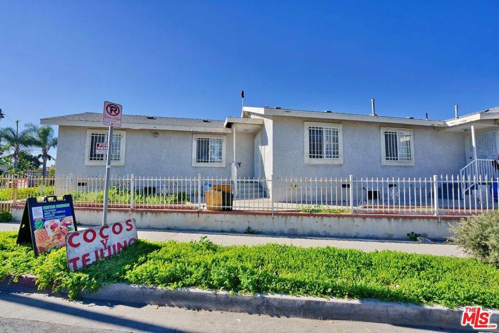 431 112th Street - Photo 1
