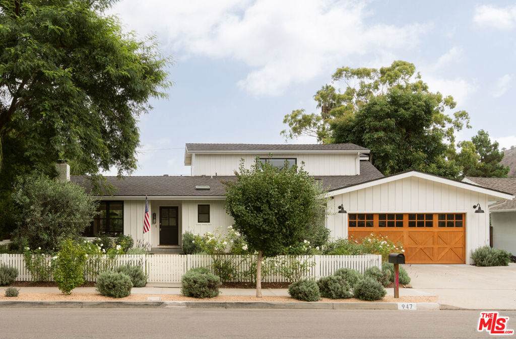 947 Palermo Drive - Photo 1