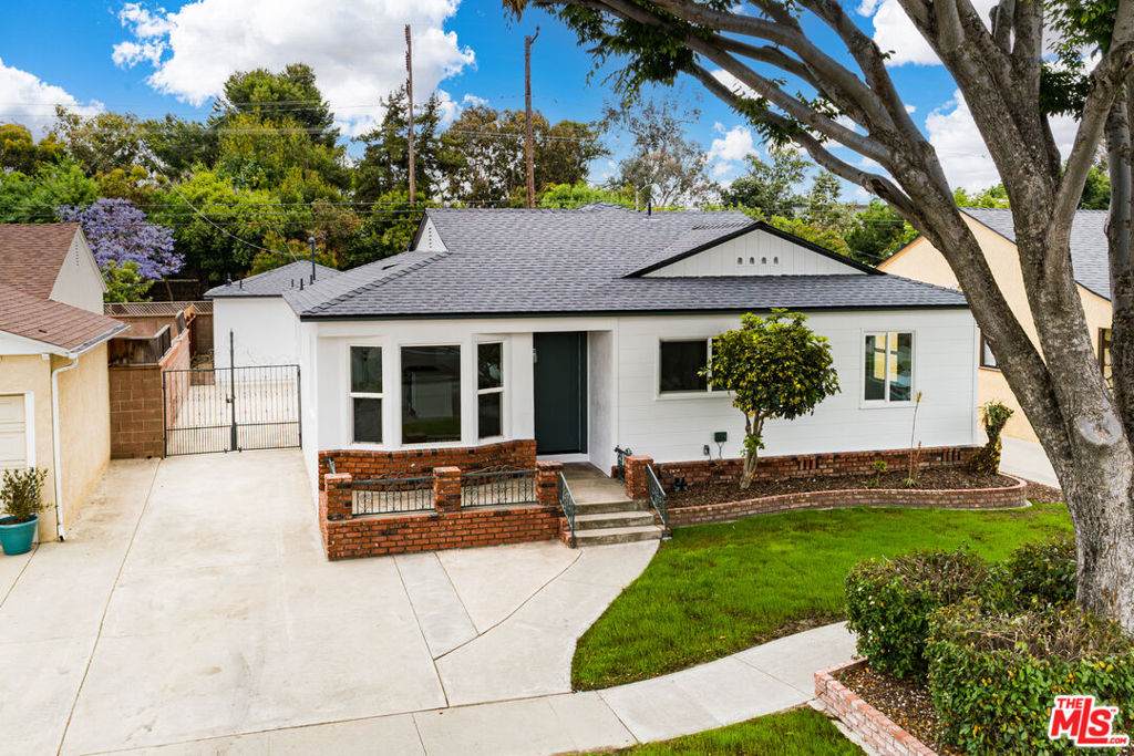 7020 Schroll Street - Photo 1