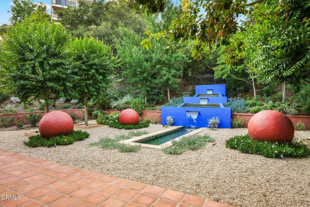 1897 Braemar Road - Photo 1