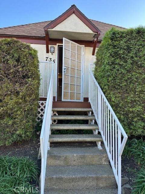 735 31st Street - Photo 1