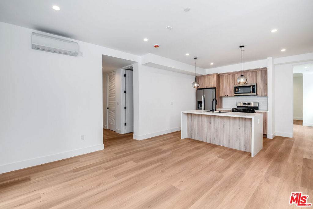 5321 Ben Avenue - Photo 1