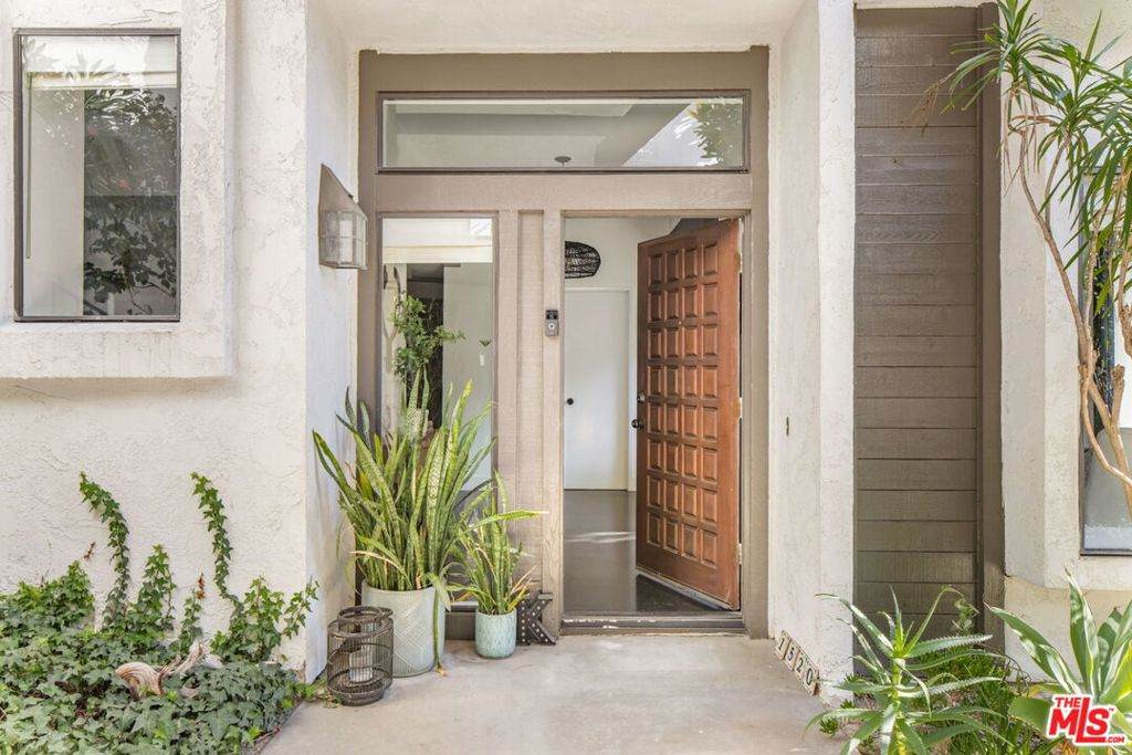 1520 Michael Lane - Photo 1