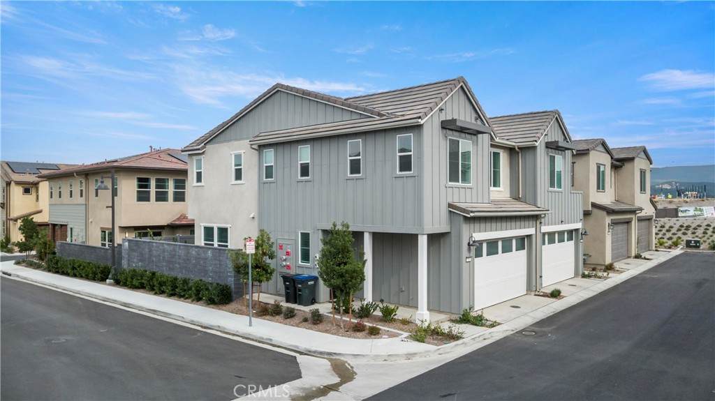 https://bt-photos.global.ssl.fastly.net/socal/orig_boomver_1_412155612-2.jpg