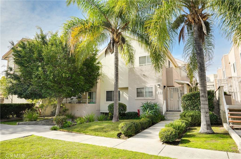 411 Jackson Street - Photo 1