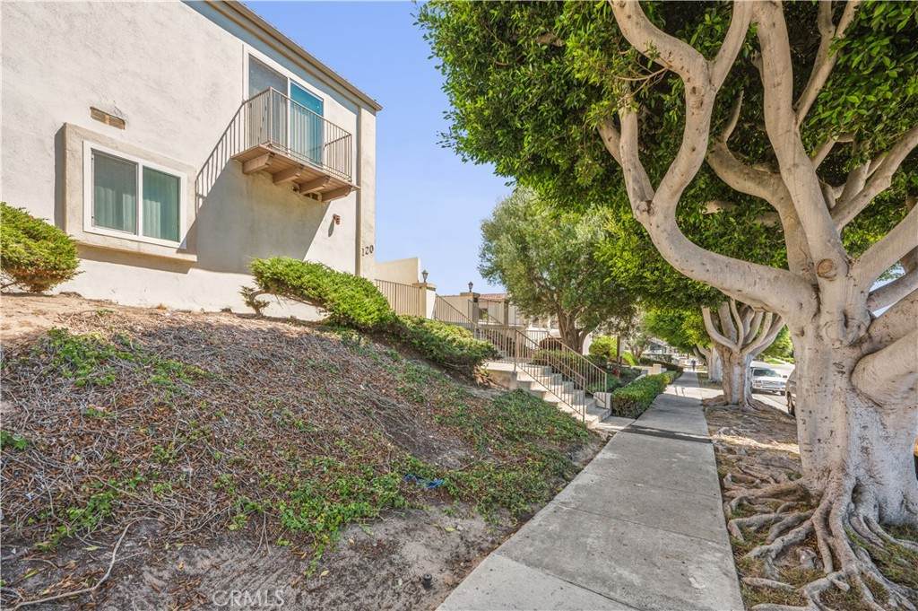 https://bt-photos.global.ssl.fastly.net/socal/orig_boomver_1_412188763-2.jpg