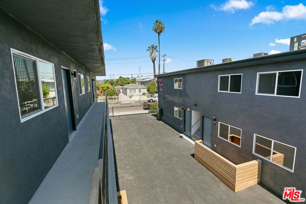 https://bt-photos.global.ssl.fastly.net/socal/orig_boomver_2_412189658-2.jpg