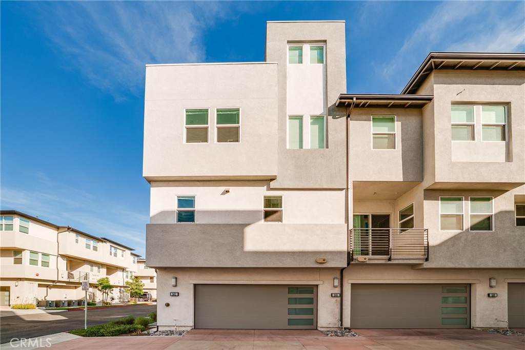 https://bt-photos.global.ssl.fastly.net/socal/orig_boomver_1_412212151-3.jpg