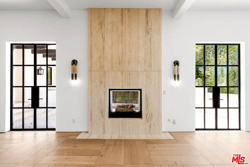 1001 Hanover Drive - Photo 1