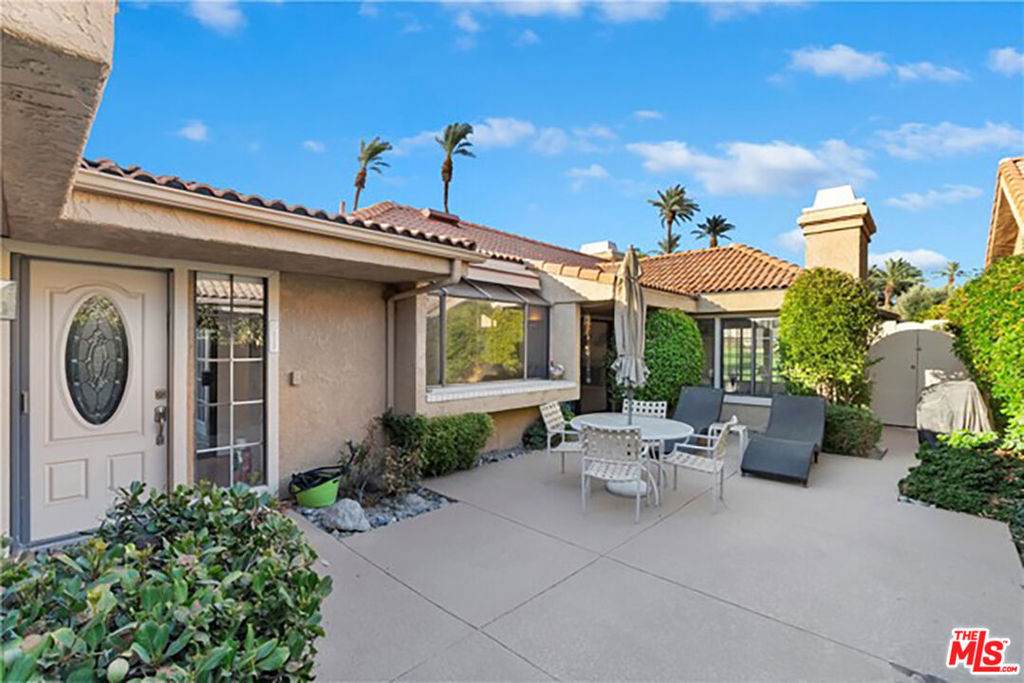 https://bt-photos.global.ssl.fastly.net/socal/orig_boomver_1_412230615-2.jpg