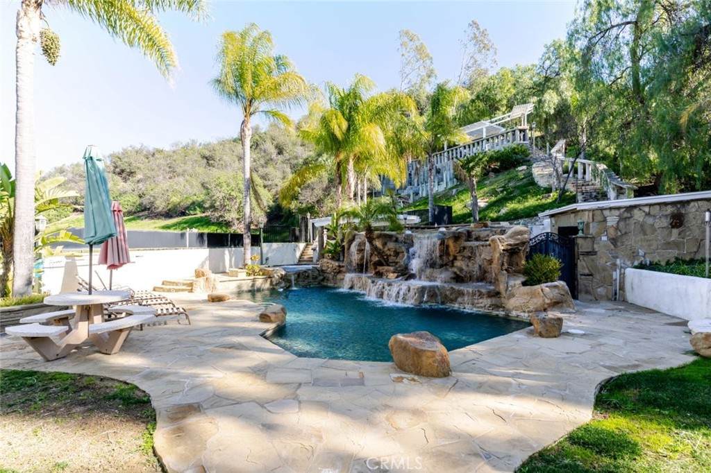 31256 Quail Valley Road - Photo 1