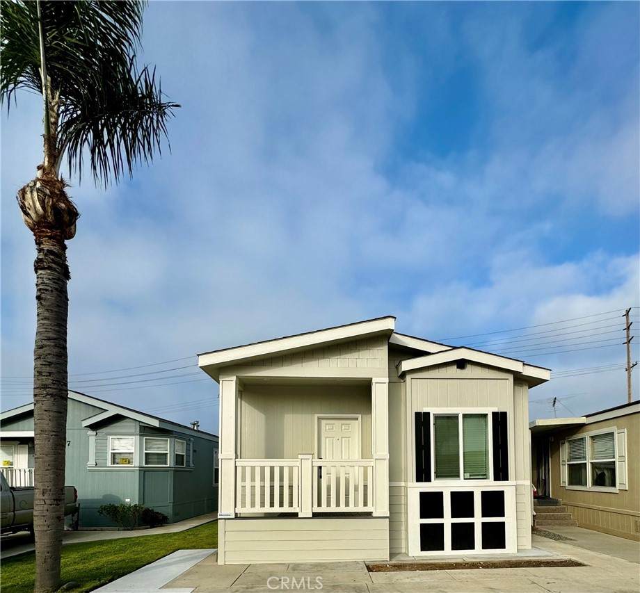 2627 La Palma Avenue - Photo 1