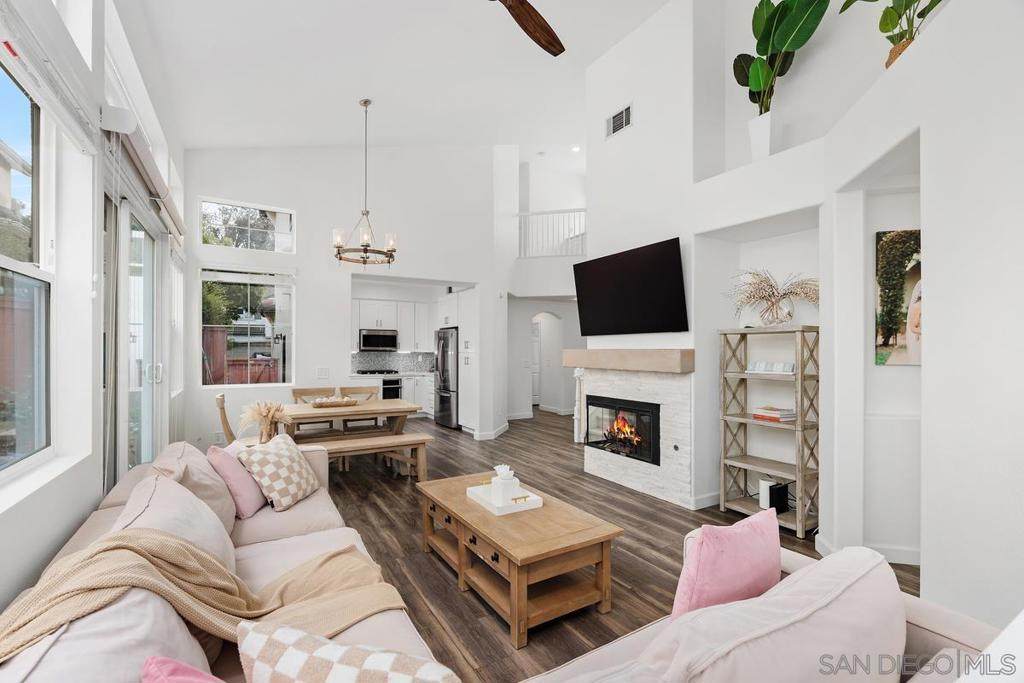 5512 Foxtail Loop - Photo 1