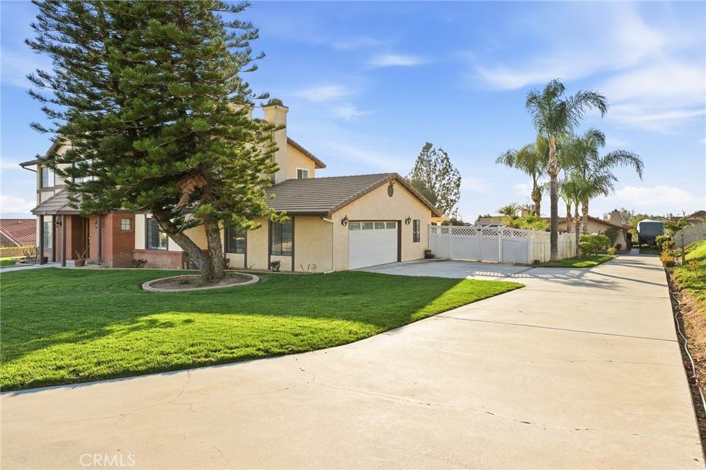https://bt-photos.global.ssl.fastly.net/socal/orig_boomver_1_412411383-2.jpg